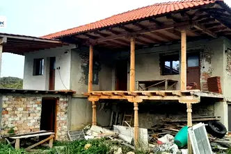 Къща във Велико Търново, Елена