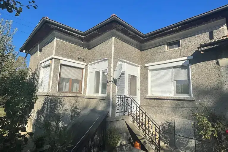 House in Oblast Veliko Tyrnovo, Gorna Oryahovica