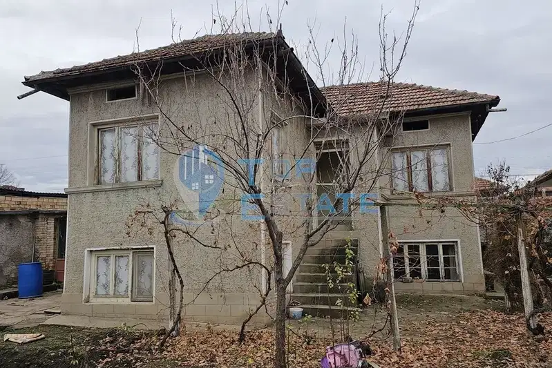 House in Oblast Veliko Tyrnovo, Polski Trymbesh