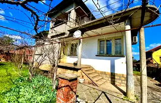 Къща във Велико Търново, с. Бутово