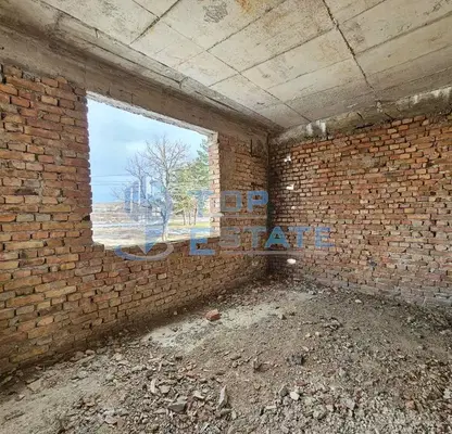 Снимка 4 — Къща във Велико Търново, с. Царски извор