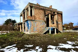 Къща във Велико Търново, с. Царски извор