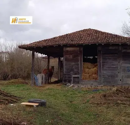 Снимка 3 — Къща във Велико Търново, с. Чакали