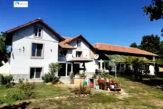Къща във Велико Търново, с. Долна Липница