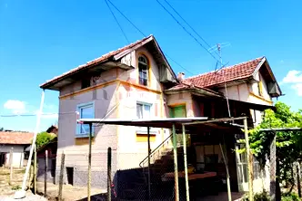 Къща във Велико Търново, с. Долна Липница