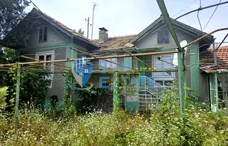 Къща във Велико Търново, с. Долна Липница