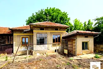 Къща във Велико Търново, с. Долна Липница