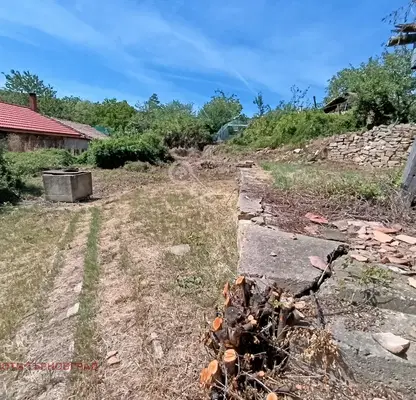 Снимка 5 — Къща във Велико Търново, с. Драгижево