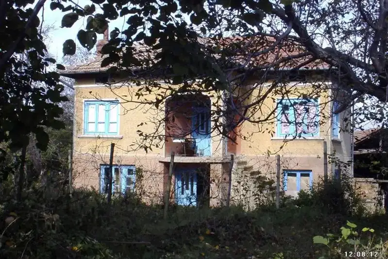 4-room house in Daskot village, Veliko Tarnovo region