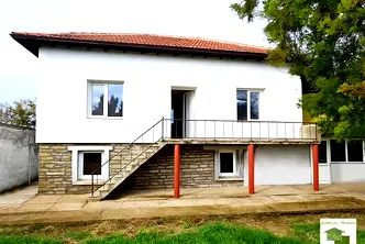 Къща във Велико Търново, с. Дъскот