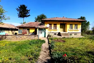 Къща във Велико Търново, с. Дъскот