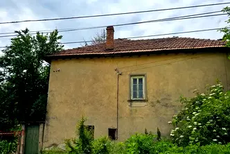Къща във Велико Търново, с. Караисен