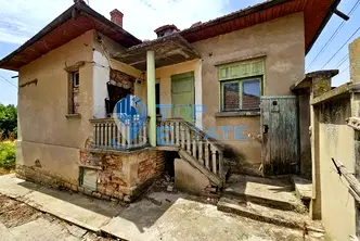 Къща във Велико Търново, с. Караисен