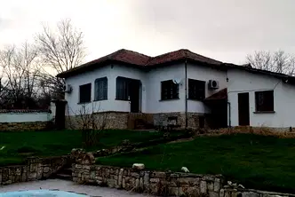 Къща във Велико Търново, с. Каранци