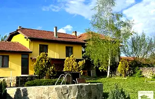 Къща във Велико Търново, с. Коевци