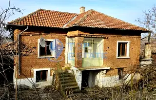 Къща във Велико Търново, с. Козловец