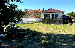 Къща във Велико Търново, с. Къпиново