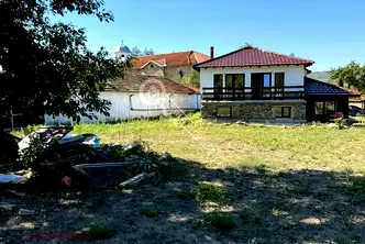 Къща във Велико Търново, с. Къпиново