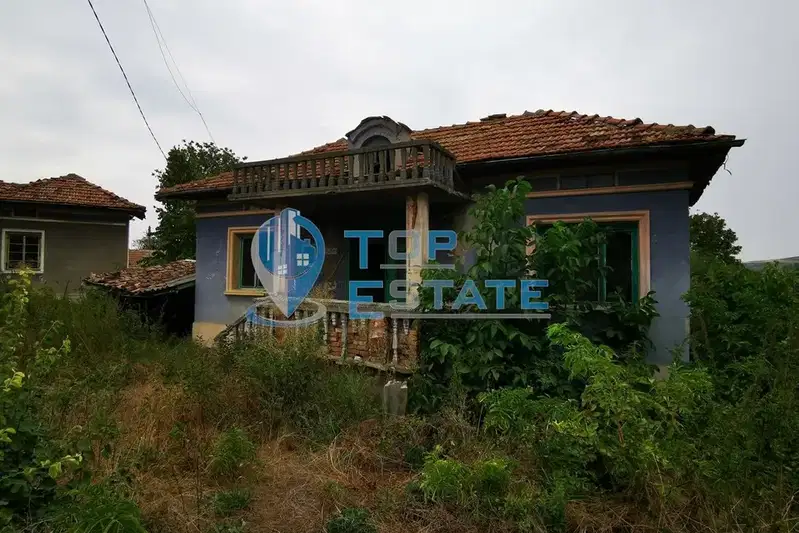 House in Oblast Veliko Tyrnovo, Lozen