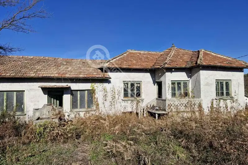 House in Oblast Veliko Tyrnovo, Maslarevo