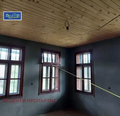 Photo 2 — House in Oblast Veliko Tyrnovo, Mindya