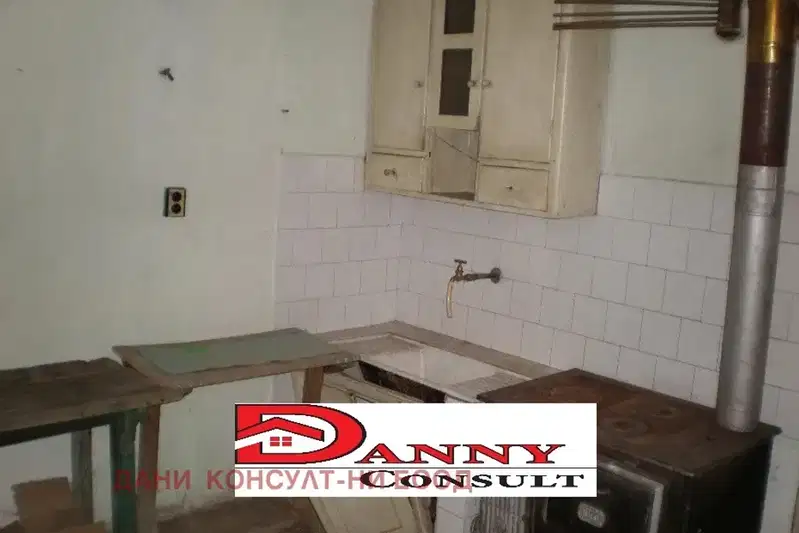 House in Oblast Veliko Tyrnovo, Obedinenie