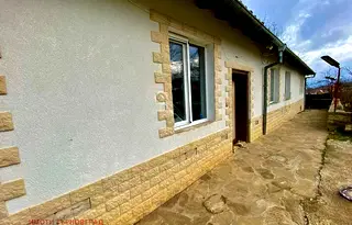 Къща във Велико Търново, с. Пчелище