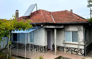 Къща във Велико Търново, с. Поликраище