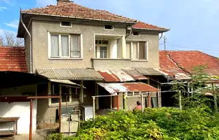 Къща във Велико Търново, с. Самоводене