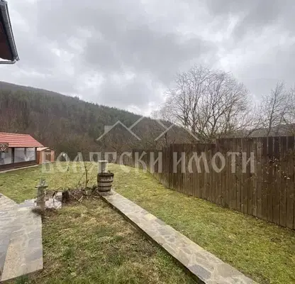 Снимка 4 — Къща във Велико Търново, с. Тодювци