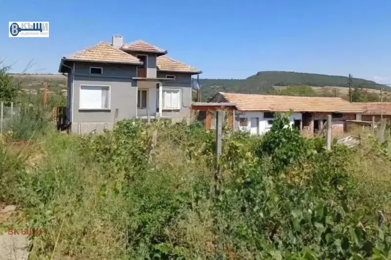 House in Oblast Veliko Tyrnovo, с. Вишов