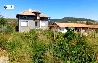 Къща във Велико Търново, с. Вишов