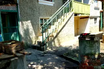 Къща във Велико Търново, с. Вишов