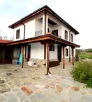 Къща във Велико Търново, с. Войнежа