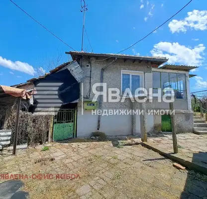 Снимка 4 — Къща в Ямбол, с. Генерал Инзово