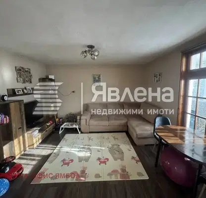 Снимка 5 — Къща в Ямбол, с. Маломир