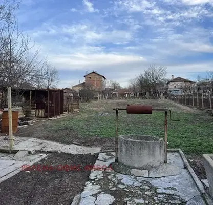 Снимка 4 — Къща в Ямбол, с. Маломир