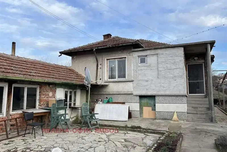 House in Oblast Yambol, Malomir