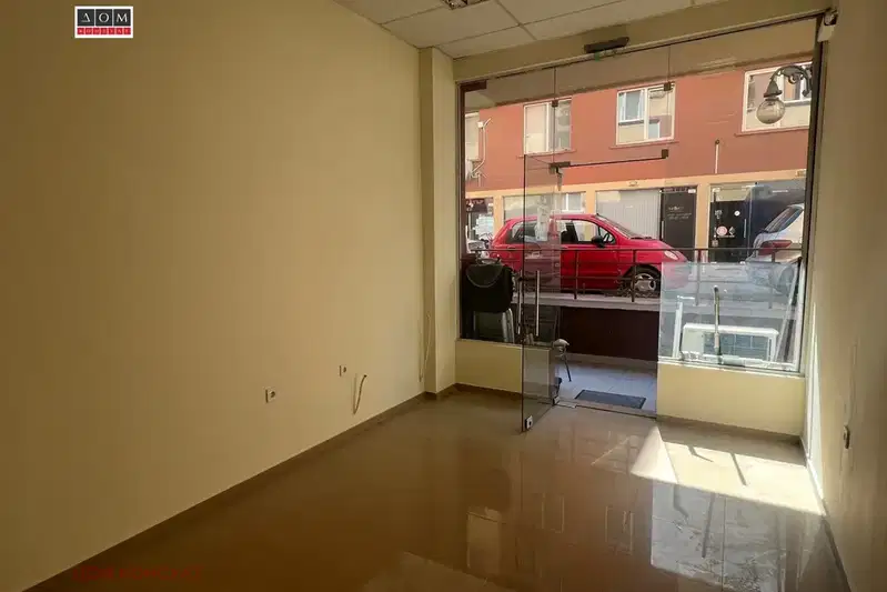 Shop in Студентски