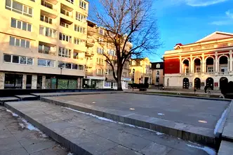 Магазин в Русе, Център