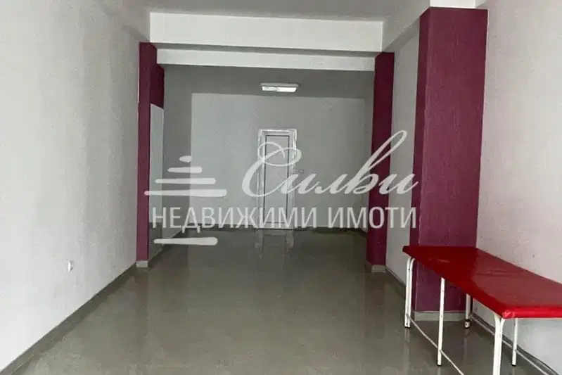 Магазин в Шумен, Център