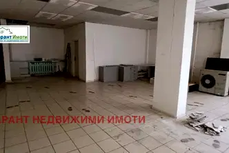 Магазин в Габрово, Център