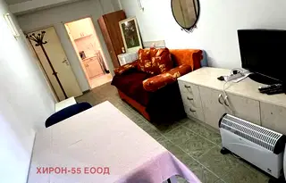 Магазин в София, Изток