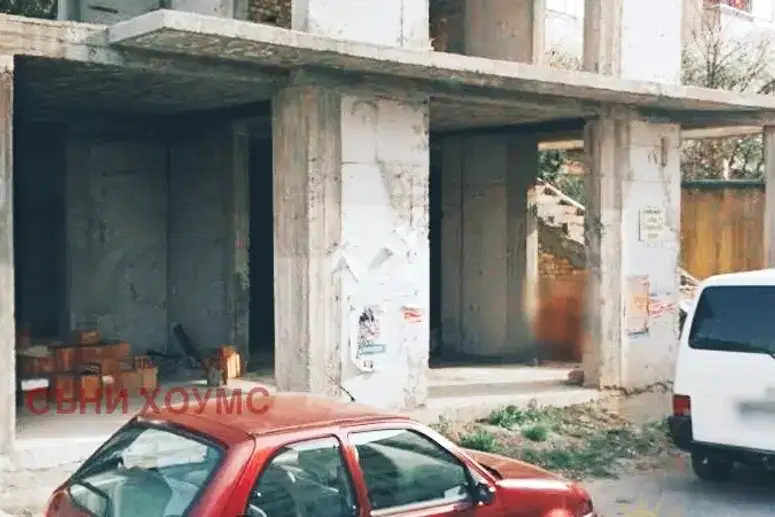 Магазин във Велико Търново, Зона Б