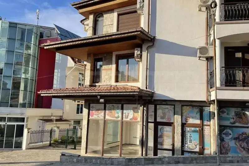 Shop in Oblast Burgas, Lozenec
