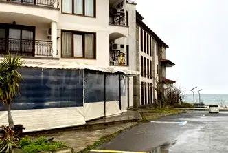 Магазин в Бургас, с. Лозенец