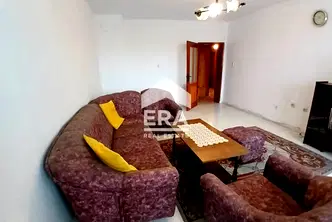 Многостаен апартамент в Ямбол, Център