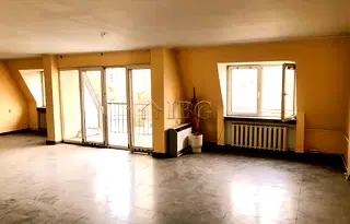 Многостаен апартамент в Русе, Център