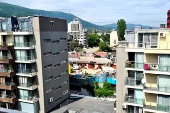 Многостаен апартамент в София, Кръстова вада