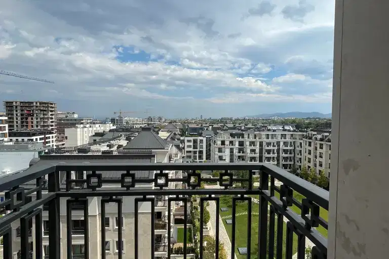 Многостаен апартамент в София, Кръстова вада
